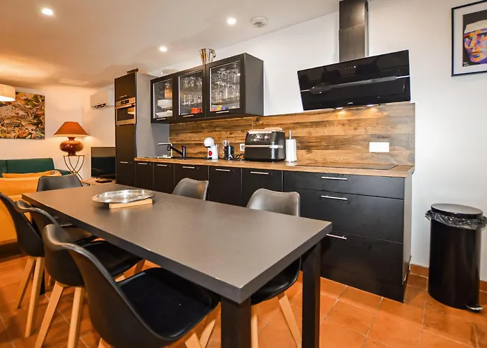 Awesome In With Private Swimming Pool, Be Inside Or Outside Vakantiehuis *