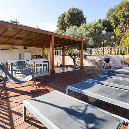 Awesome In With Private Swimming Pool, Be Inside Or Outside